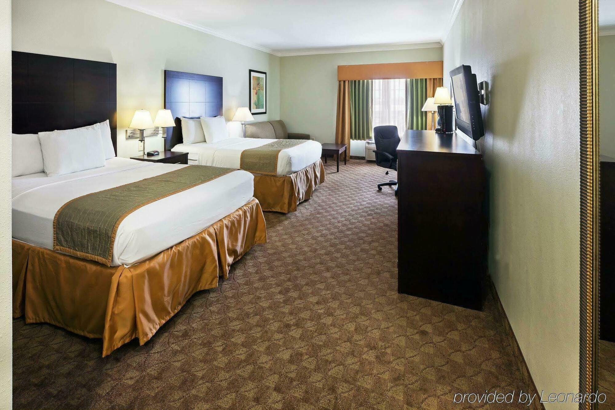 Hotel Sonesta Essential Westchase 3*