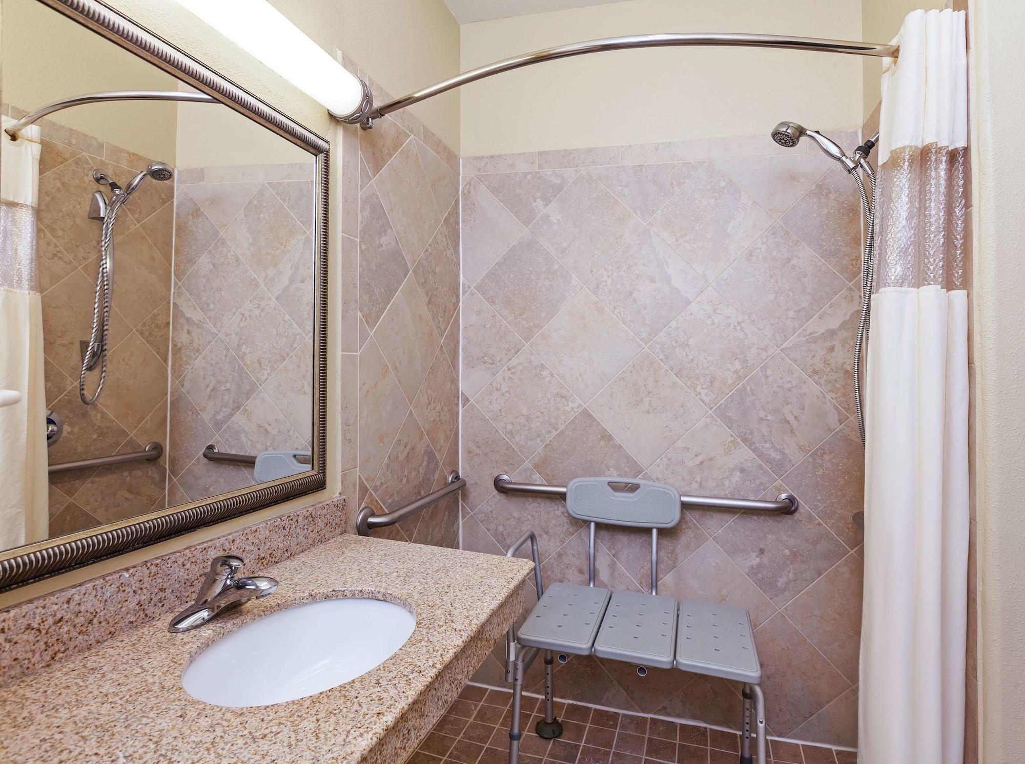 Sonesta Essential Westchase Hotel 3*