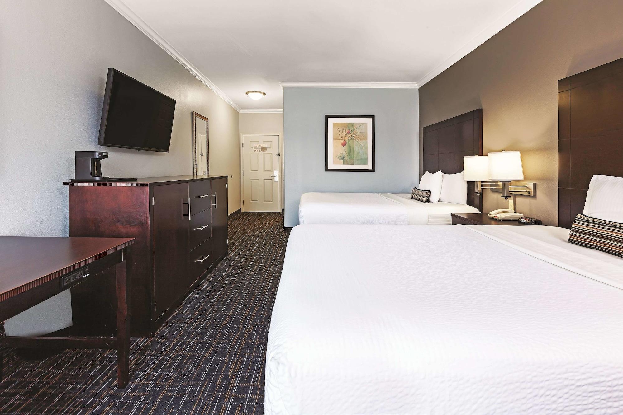 Hotel Sonesta Essential Westchase 3*